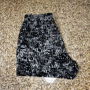 Men’s lulu shorts